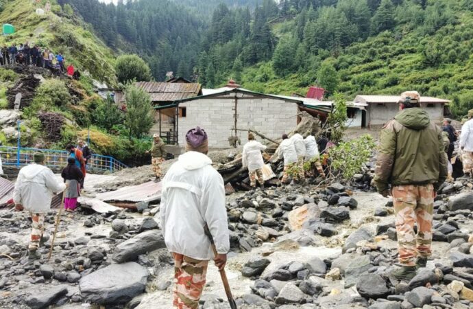 उत्तराखंड : देवभूमि की त्रासदी और हमारी सामूहिक जिम्मेदारी