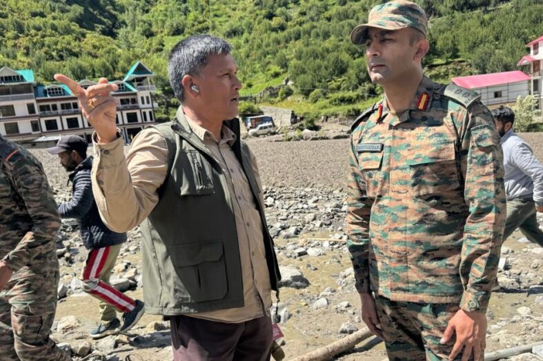 धराली-हर्षिल आपदा के बाद ग्राउंड ज़ीरो पर सबसे पहले पहुंचे ‘आजतक’ के मनजीत नेगी