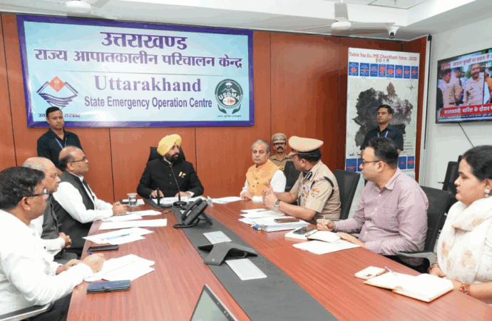 राज्यपाल ने धराली में राहत कार्यों की समीक्षा की, सेना और एजेंसियों की सामूहिक भूमिका की सराहना