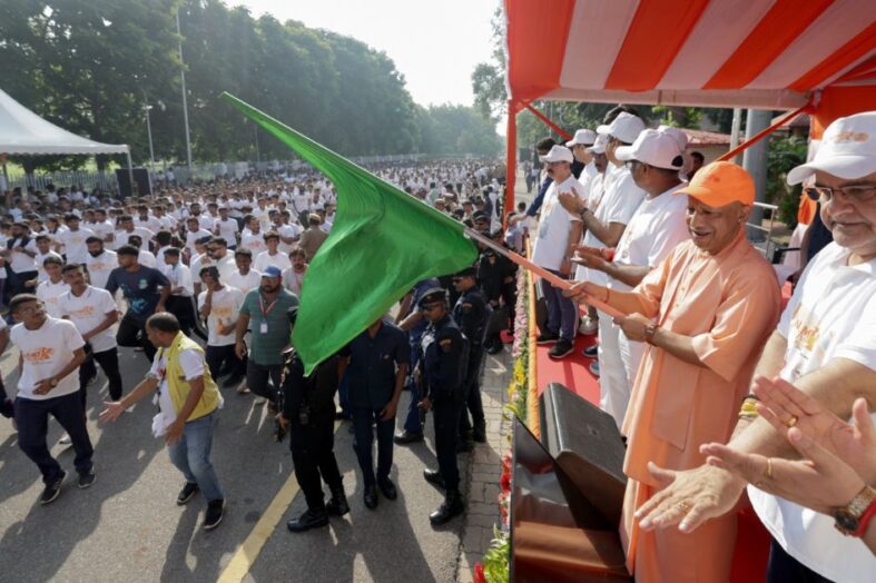 पीएम मोदी ने दीपावली पर देश को दिया जीएसटी रिफॉर्म का उपहार : सीएम योगी