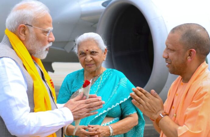 पीएम मोदी का काशी में हुआ भव्य स्वागत, मोदी ने मॉरीशस के पीएम के साथ की द्विपक्षीय वार्ता