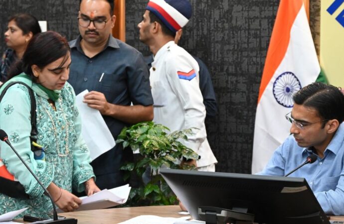 कनिका मदान को मिला न्याय, डीएम के हस्तक्षेप से दो दिन में जारी हुई बकाया राशि