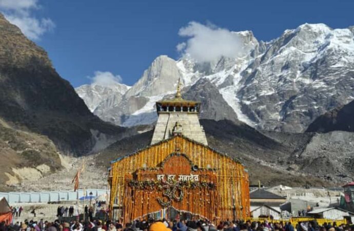 केदारनाथ धाम के कपाट शीतकाल के लिए हुए बंद, कपाट बंदी में सीएम धामी रहे मौजूद