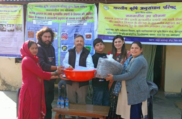 मशरूम उत्पादन से आय बढ़ाने की दिशा में पंतनगर विश्वविद्यालय की पहल