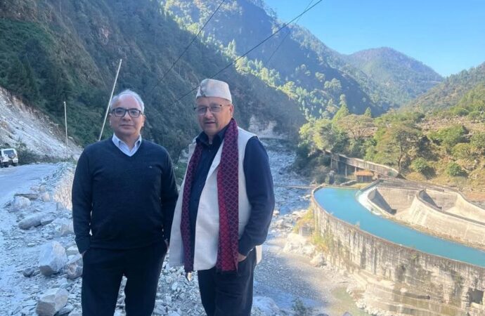 नंदाकिनी की पुकार: प्रो. महेंद्र प्रताप सिंह बिष्ट की नज़र से पहाड़ों का सच, संकट और समाधान