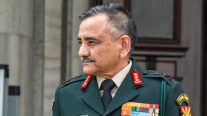 शब्द कम, संकल्प अडिग: जनरल अनिल चौहान और भविष्य की भारतीय सेना