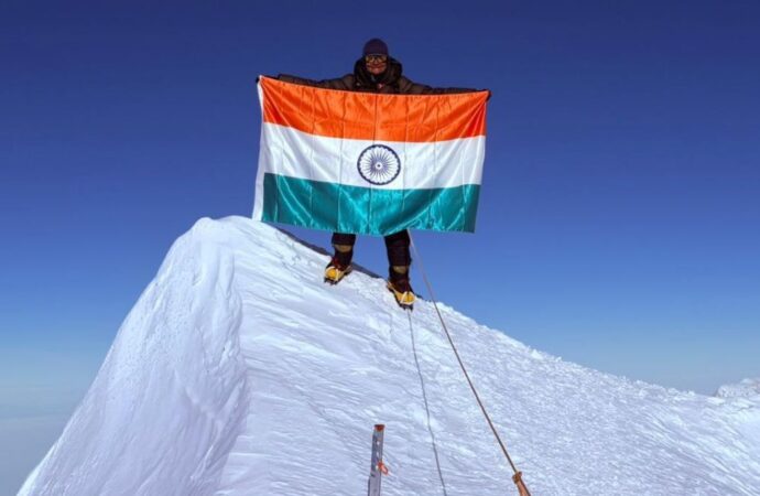 उत्तराखंड की कविता ने रचा इतिहास, अंटार्कटिका की सबसे ऊंची चोटी फतह कर भारत को किया गौरवान्वित