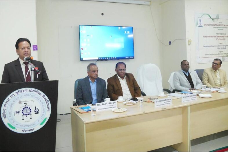 किसानों तक तकनीक पहुंचाने में विस्तार कर्मियों की भूमिका अहम: डॉ. मनमोहन सिंह चौहान