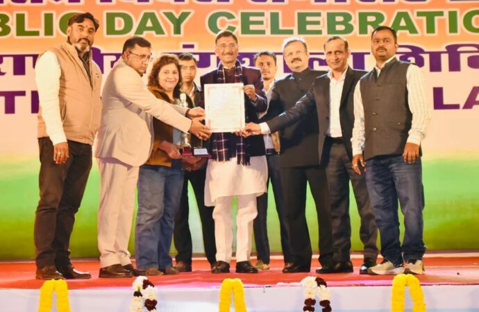 उत्तर प्रदेश की झांकी को मिला पॉपुलर च्वॉइस कैटेगरी में द्वितीय पुरस्कार