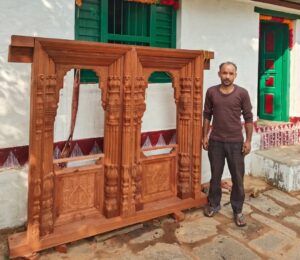 ललित – उत्तराखंड की मिटती काष्ठ-कला के मौन रक्षक