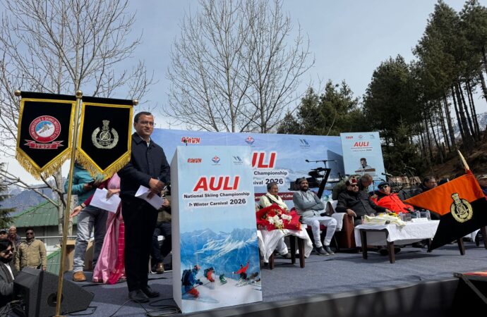 औली राष्ट्रीय स्कीइंग चैंपियनशिप एवं विंटर कार्निवल 2026 का भव्य शुभारंभ