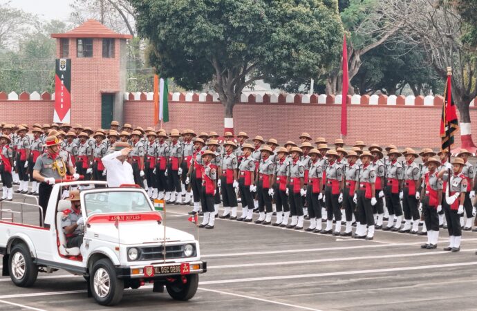 शोखुवी में असम राइफल्स सैनिकों की पासिंग-आउट परेड
