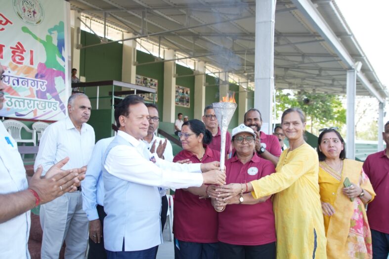 पंतनगर विश्वविद्यालय में 27वीं स्टाफ एथलेटिक प्रतियोगिता का शुभारंभ, कुलपति ने किया झंडारोहण