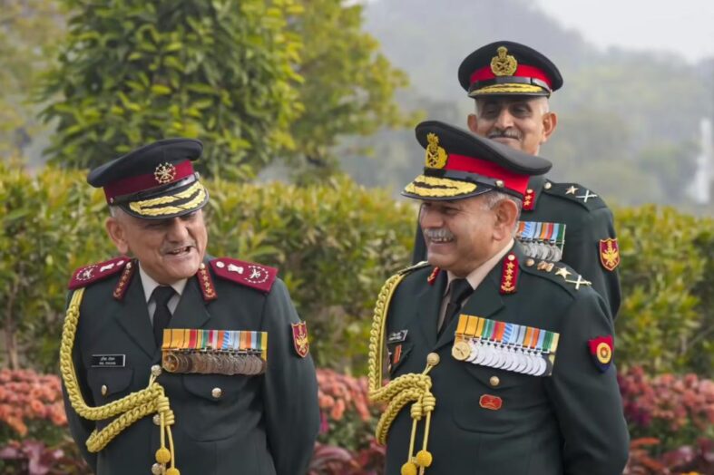 सीडीएस और नए सेना प्रमुख की नियुक्ति पर मंथन तेज, कई वरिष्ठ अधिकारी दौड़ में
