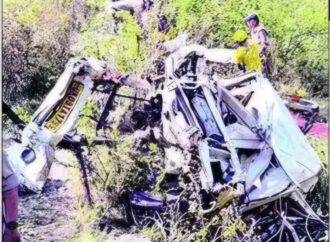 टिहरी-रुद्रप्रयाग में दर्दनाक हादसे: खाइयों में गिरे वाहन, 12 लोगों की मौत से पसरा मातम
