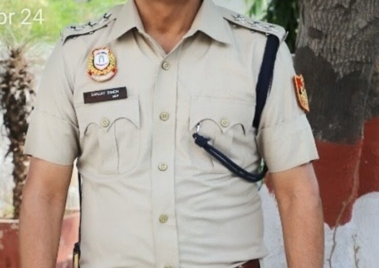 11 मिनट का चमत्कार: एसीपी संजय असवाल ने बचाई विदेशी खिलाड़ी की जान, ट्रैफिक में बनाया ‘ग्रीन कॉरिडोर’