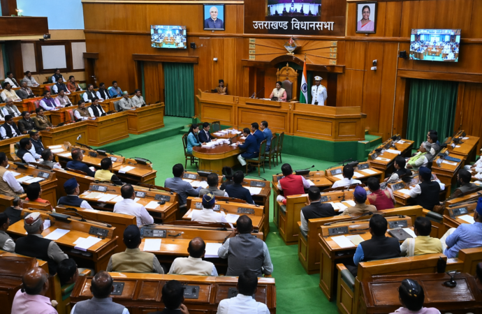 महिला आरक्षण पर सियासी घमासान, 28 अप्रैल को उत्तराखंड विधानसभा का विशेष सत्र