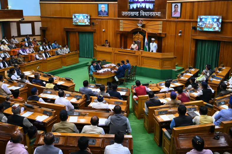 महिला आरक्षण पर सियासी घमासान, 28 अप्रैल को उत्तराखंड विधानसभा का विशेष सत्र