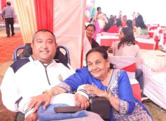 31 वर्षों से बेटे के दर्द की साथी बनी मां, आंदोलन की एक घटना ने बदल दी जिंदगी