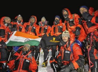 देवभूमि के वीरों ने एवरेस्ट पर लहराया तिरंगा, मेजर अखिलेश भट्ट के नेतृत्व में NSG टीम ने रचा इतिहास