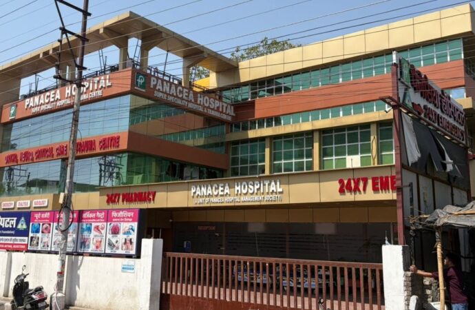 देहरादून के एक निजी अस्पताल में लगी आग, एक महिला की मौत