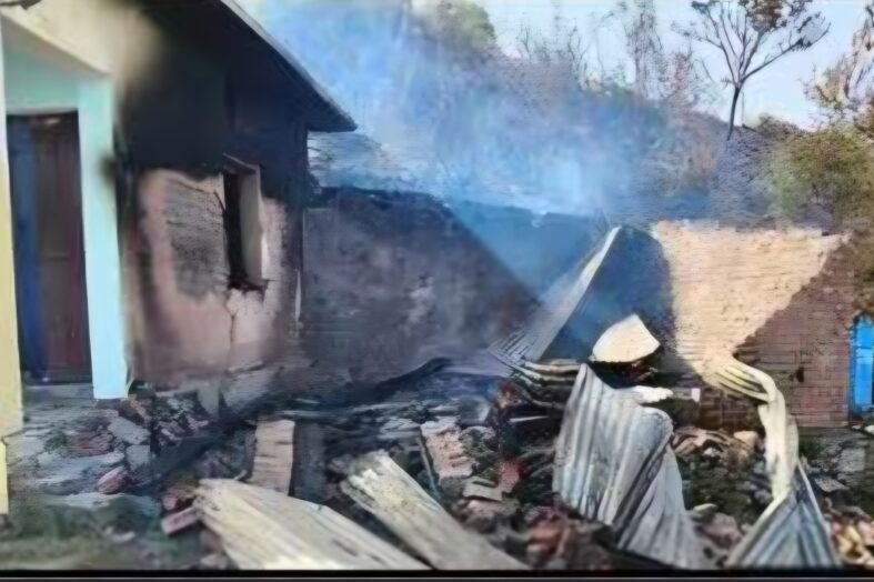 उत्तराखंड में वनाग्नि का कहर, स्कूल से लेकर मधुमक्खी प्लांट तक राख