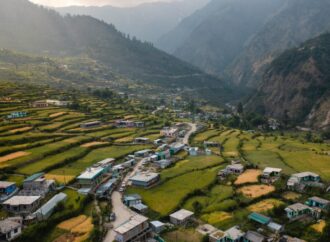 पहाड़ में लौटती उम्मीद: आधुनिक कृषि से थम रहा पलायन