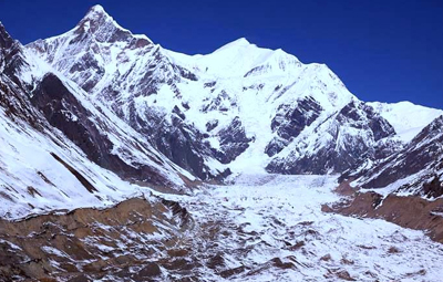 दिसंबर नहीं, अब अप्रैल में सफेद हो रहा हिमालय: बदलती बर्फबारी ने बढ़ाया ग्लेशियर संकट