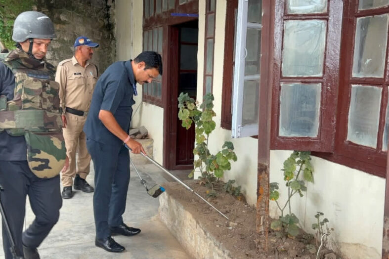 उत्तराखंड में बम धमाकों की धमकी से हड़कंप, पुलिस और प्रशासन हाई अलर्ट पर