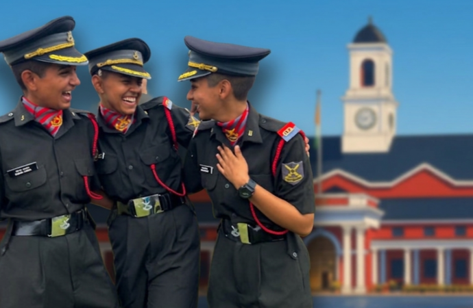 चेटवुड का ऐतिहासिक सलाम: 8 महिला कैडेटों के साथ बदलेगा सैन्य इतिहास का परिदृश्य
