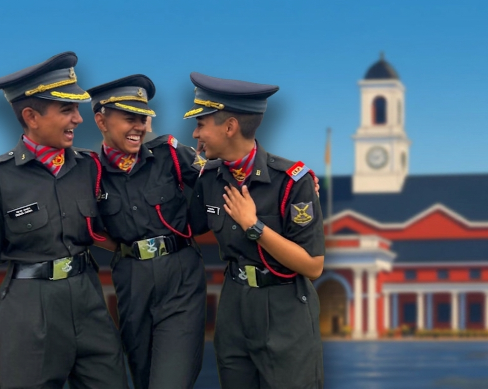 चेटवुड का ऐतिहासिक सलाम: 8 महिला कैडेटों के साथ बदलेगा सैन्य इतिहास का परिदृश्य