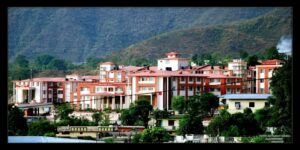राजकीय मेडिकल कॉलेज श्रीनगर: पीजी सीटें बढ़कर 64, अब 100 विशेषज्ञ डॉक्टर तैयार करने की दिशा में बड़ा कदम