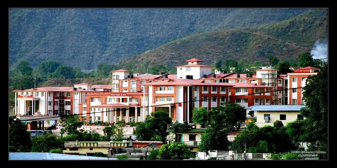 राजकीय मेडिकल कॉलेज श्रीनगर: पीजी सीटें बढ़कर 64, अब 100 विशेषज्ञ डॉक्टर तैयार करने की दिशा में बड़ा कदम