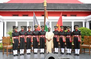 आईएमए के इतिहास में स्वर्णिम अध्याय: पहली बार नौ महिला कैडेट बनीं सेना अधिकारी, राष्ट्रपति द्रौपदी मुर्मु ने ली पासिंग आउट परेड की सलामी