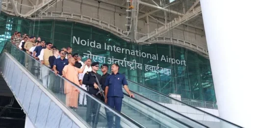 नोएडा इंटरनेशनल एयरपोर्ट ने रचा इतिहास, पहली वाणिज्यिक उड़ान के साथ शुरू हुआ संचालन