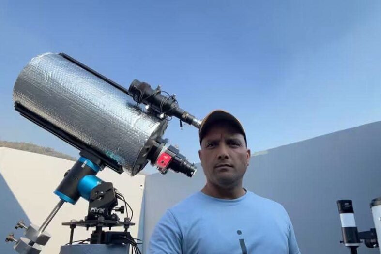 सितारों से सजाया भविष्य: टिहरी के रमेश भद्री ने एस्ट्रो टूरिज्म से लिखी रिवर्स माइग्रेशन की नई कहानी