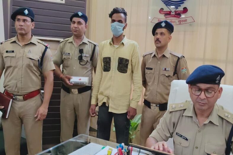 उत्तराखंड के पुलिस थानों को बम से उड़ाने की धमकी देने वाला अंबाला से गिरफ्तार, सोशल मीडिया पोस्ट से फैलाना चाहता था दहशत