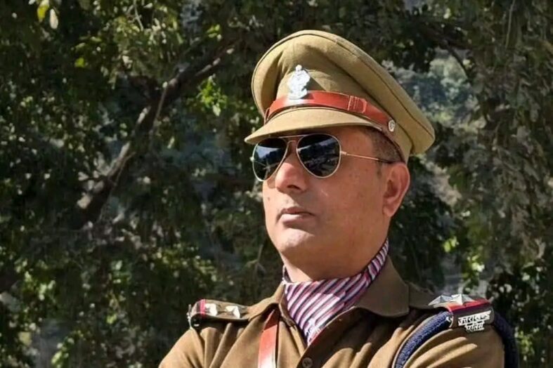सड़क हादसे में शिवपुरी चौकी प्रभारी विनोद शर्मा की दर्दनाक मौत, पुलिस महकमे में शोक की लहर