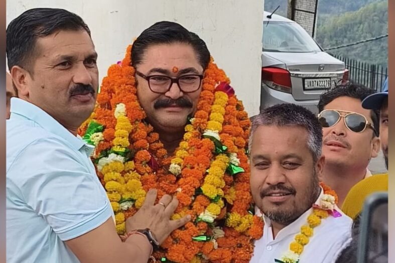 नरेंद्रनगर पालिका में कांग्रेस को बड़ा झटका: प्रत्याशी का नामांकन निरस्त, भाजपा अध्यक्ष निर्विरोध निर्वाचित