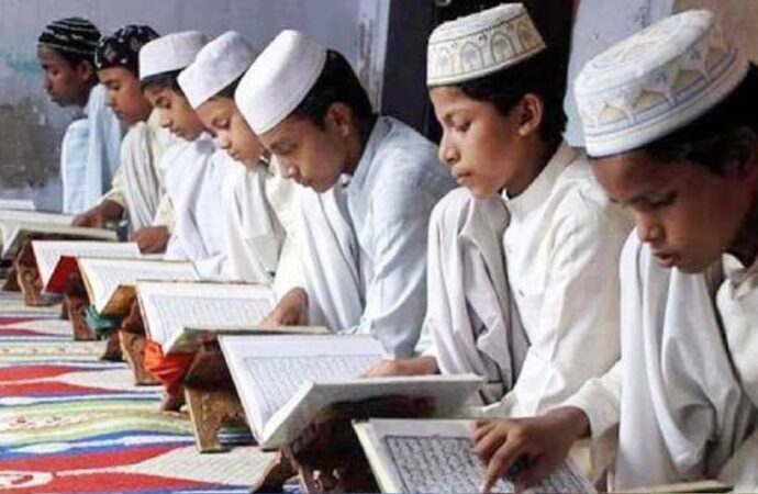 उत्तराखंड में एक जुलाई से खत्म होगा मदरसा बोर्ड, हजारों छात्रों को मिलेगा मुख्यधारा की शिक्षा से जुड़ने का अवसर