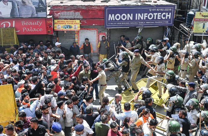 उत्तराखंड में छह माह के लिए एस्मा लागू, हड़ताल पर प्रतिबंध; कर्मचारी आंदोलनों के बीच सरकार का बड़ा फैसला