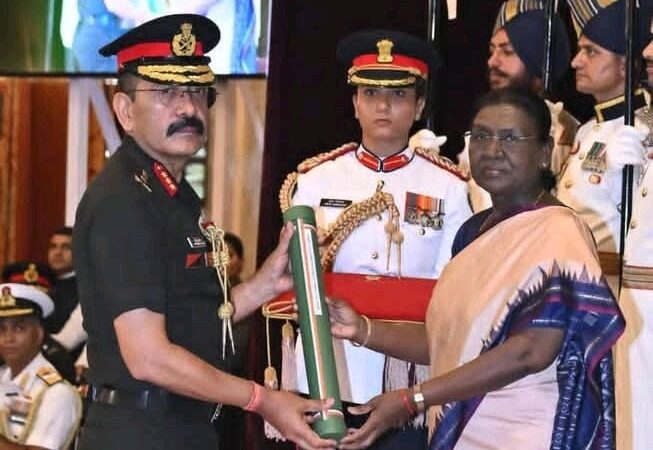 चम्पावत के वीर सपूत लेफ्टिनेंट जनरल (सेवानिवृत्त) गजेंद्र जोशी को मिला परम विशिष्ट सेवा मेडल, पूरे उत्तराखंड में खुशी की लहर