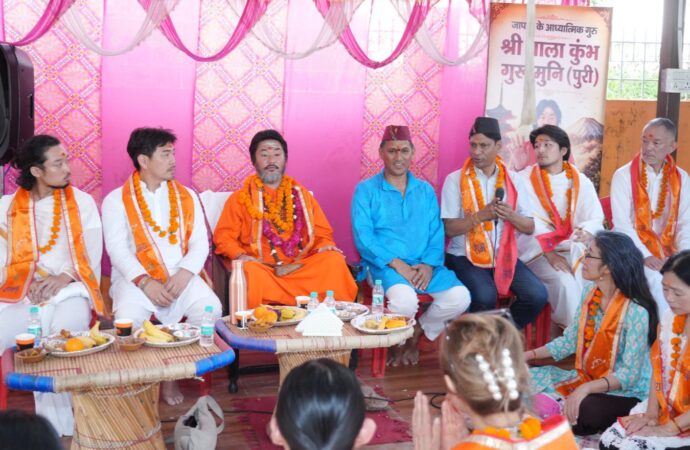 जापान के आध्यात्मिक गुरु ने ग्रामीणों को दिया पर्यावरण संरक्षण का संदेश