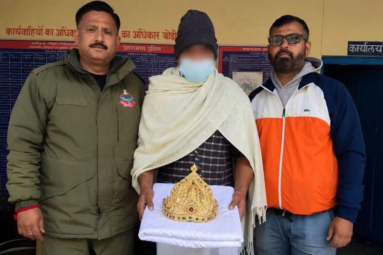 बदरीनाथ के आश्रम से सोना जड़ित मुकुट चोरी, आरोपी बाबा गिरफ्तार