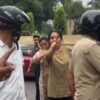 देहरादून में ठेली हटाने की कार्रवाई पर विवाद, दरोगा और लोगों के बीच हुई कहासुनी; एसएसपी ने बैठाई जांच