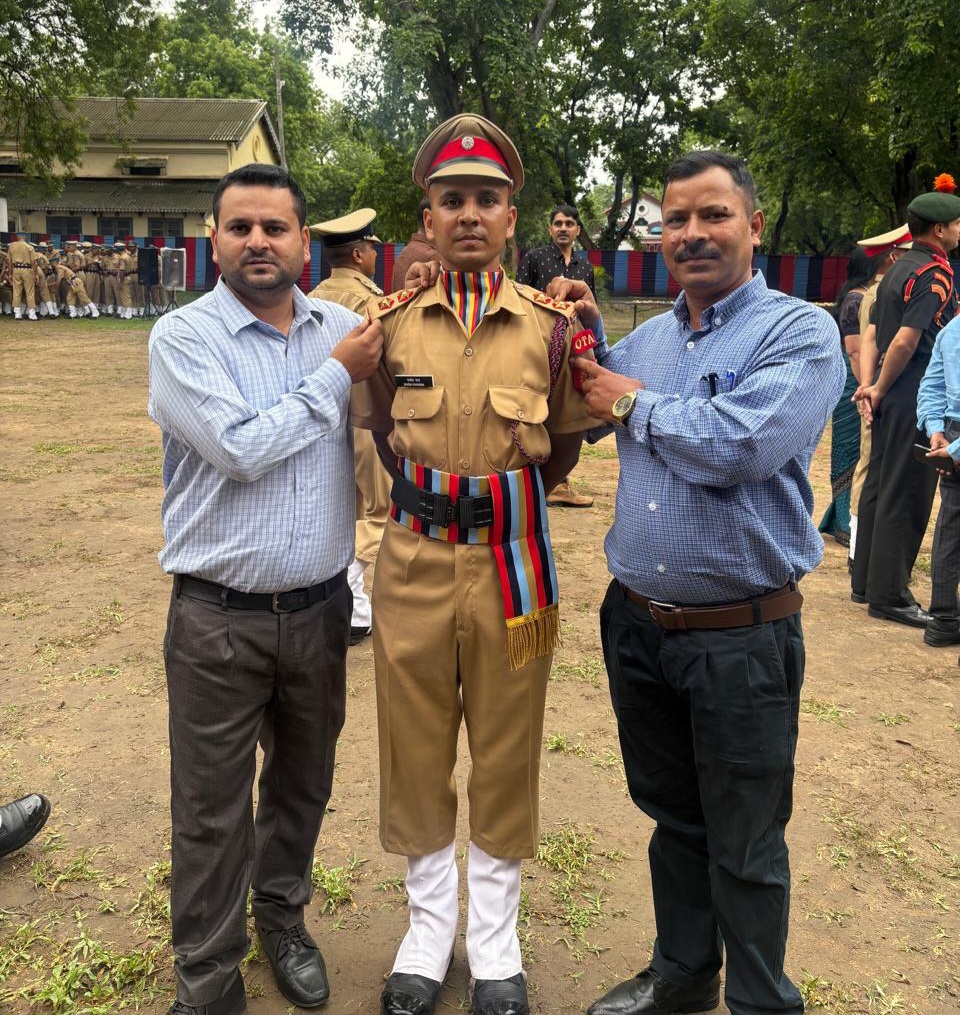 ऋषिकेश के राजेश चंद्र बने एनसीसी के सेकंड ऑफिसर, कंधों पर सजे दो सितारे, उत्तराखंड का बढ़ाया मान